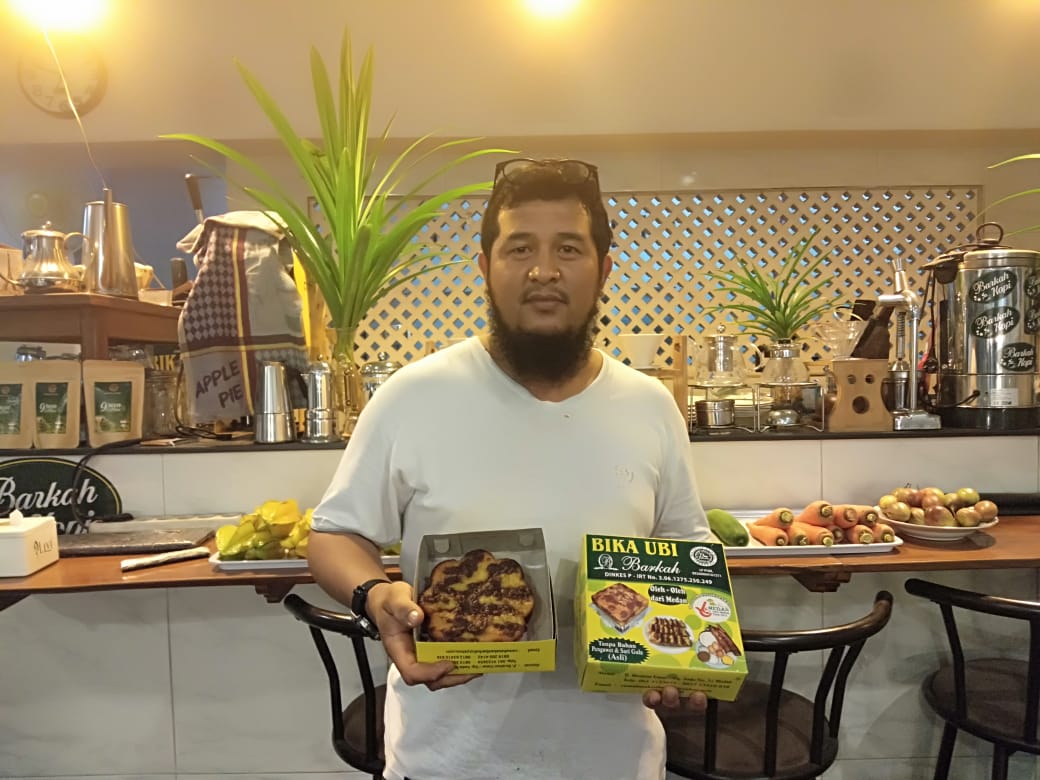 Kisah Barkah Kembangkan Usaha Keluarga Menjadi Rumah Makan Kekinian